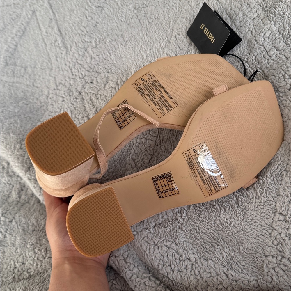 Forever 21 Nude Block Heel Sandals - Picture 4 of 4